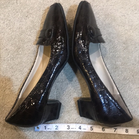 George Women’s Brown Faux Alligator Loafer Style Block 2 inch Heel Shoes-Size 8 - Picture 6 of 6